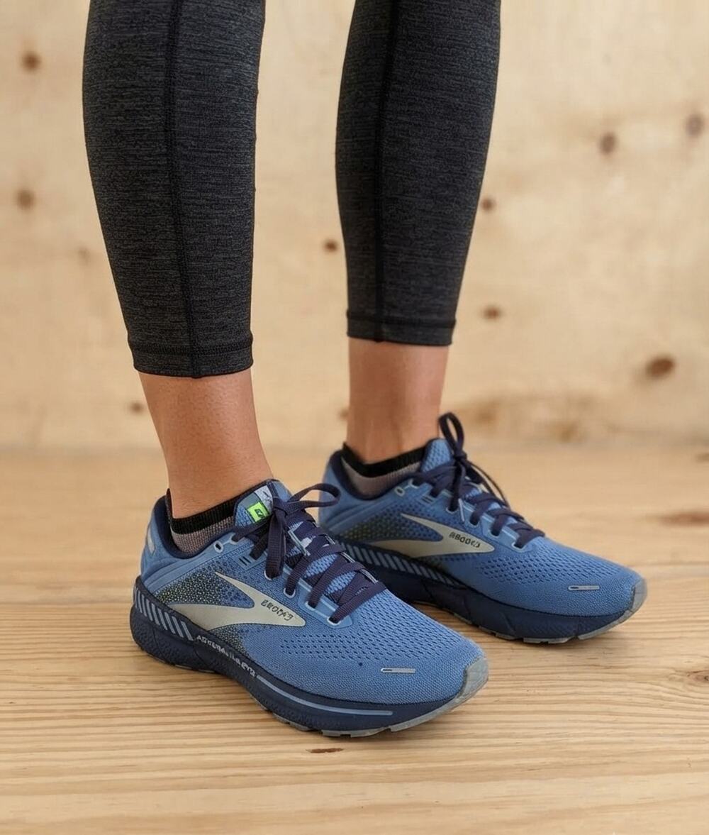 Brooks Adrenaline GTS 22 Women's Running Shoes Size 9 B Blue Stability Sneaker